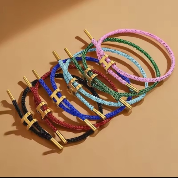 Unisex Red 🔴 Rope Stainless Steel Pull H Bracelet - Picture 3 of 9